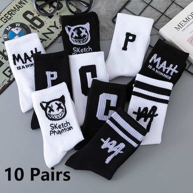  Socks Men Fashion All match Student Mid tube Socks Black And White Breathable Letters Sports Basketball 
