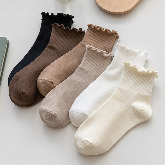 wholesaler Cute Socks For women New Spring Summer Style Breathable Girls Short Socks Solid Socks Frilly Ruffle Socks 
