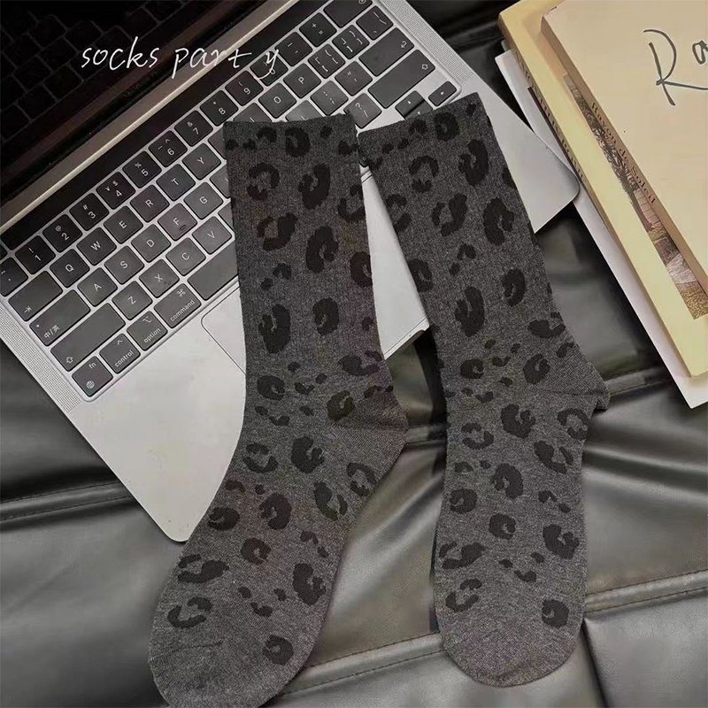 high-grade women s Socks Leopard Print Socks Four Seasons Mid tubeSocks New High Waist PileSocks Fashion Middle Socks women s 