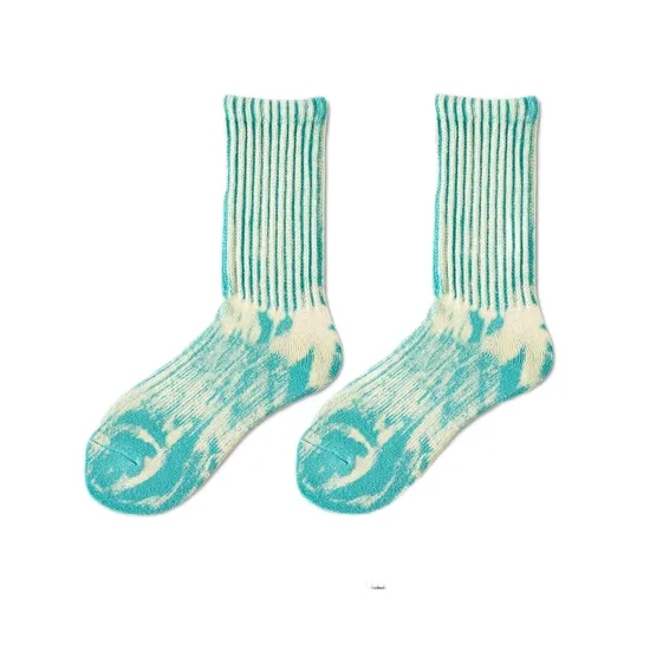 Wholesale Different Colours Cotton Crew Sports Men Streetwear Fashion New Style Breathable Comfortable Custom Tie Dye Socks