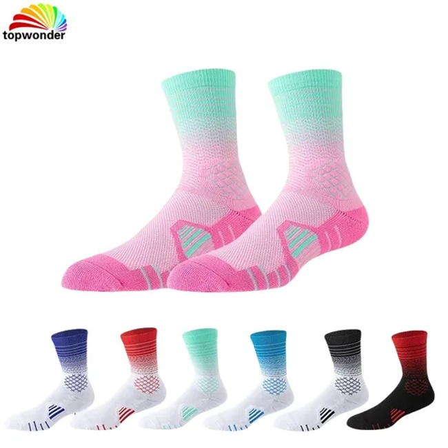 Customize and Wholesale Latest Fashion Cushion Bottom Athletic Crew Tennis Badminton Sports Sock in Good Colors at Low Price