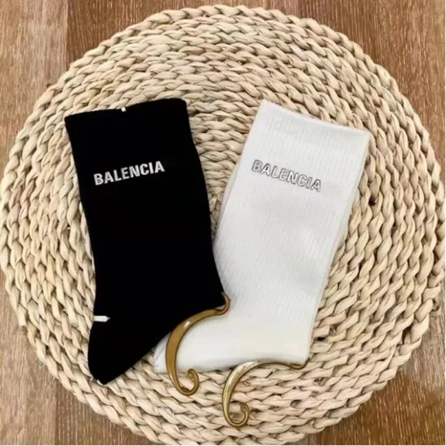 Black White Solid Color Middle Tube Socks Fashion Design Men Women Three-Dimensional Printing Gold/Silver Logo Letter Branded Socks