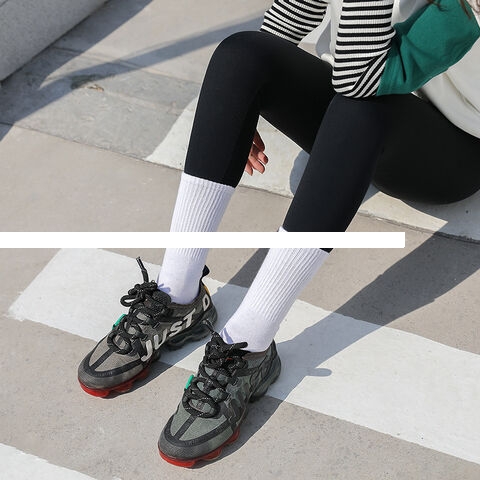 Factory Direct Selling Embroidery Logo Golf Socks Premium Cotton Sports Socks Colorful Men s Golf Socks