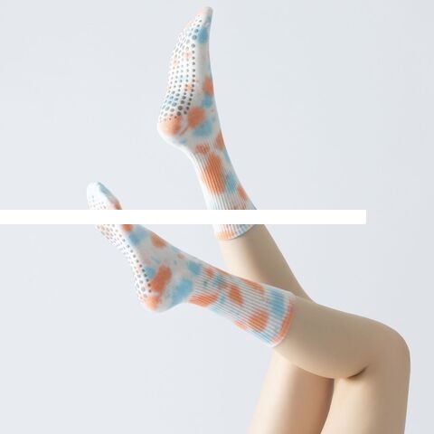 Hot sale Tie Dyed Long Versatile Colorful Moisture wicking Power Running Socks