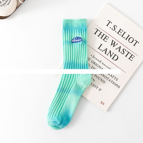 Hot Selling Thick Thread Gradual Tie Dye Snow Mountain Embroidery Men s And Women s Socks Sports Socks Custom Cotton Socks