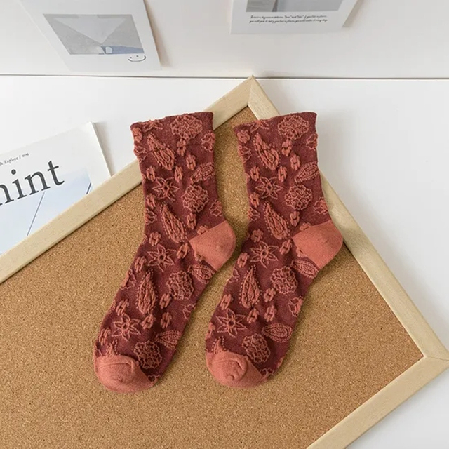 Spring Section Sweat Anti Oduor Breathable Trend Retro Palace Style Small Flower Three-Dimensional Embossed Casual MID-Calf Socks
