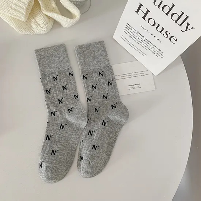 Socks Women′s Letter N Medium Socks Spring Summer Combed Cotton Breathable Thin Simple Outer Long Socks