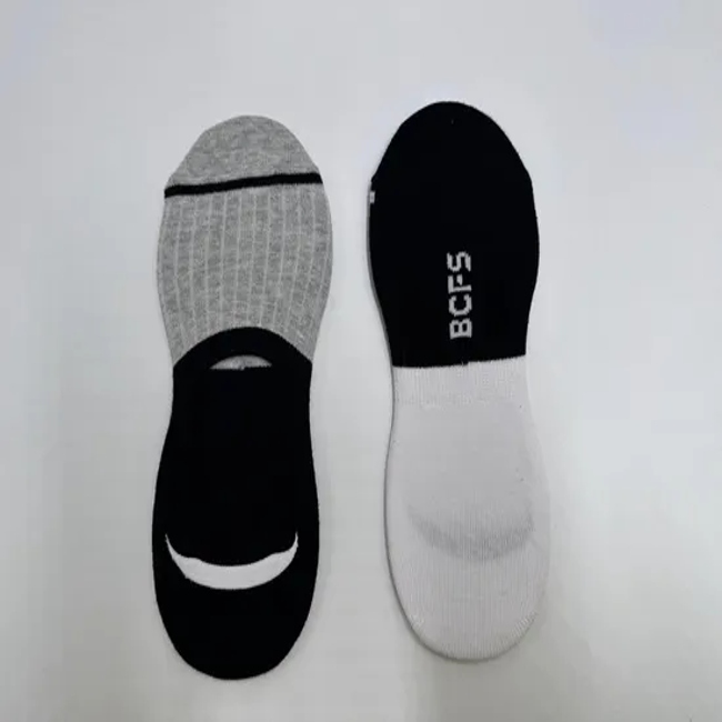 Men′ S Summer Thin Women′ S Shallow Large Invisible Fashion Socks