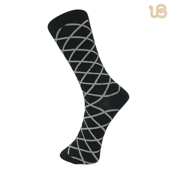 Pattern Design Men′s Comb Cotton Sock