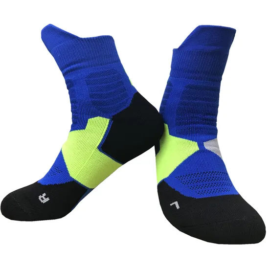 Gy9-Eml8501#Polyester Cotton Towel Bottom Medium Tube Children′s Basketball Socks