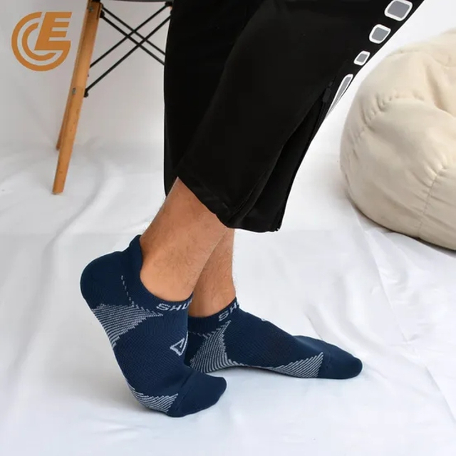 Custom Breathable Athletic Cotton Soft Low Cut Sports Socks Compression Running Sock