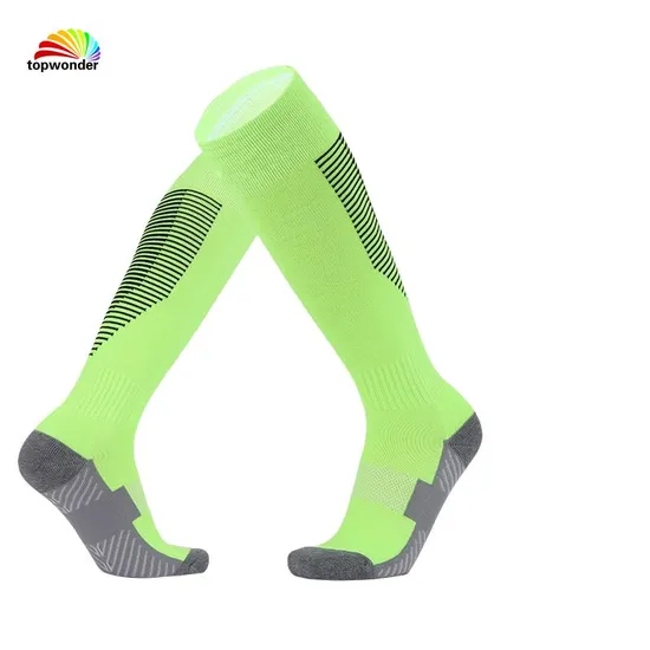 Customize Dry-Fit Cushion Bottom Football Sports Sock with Good Sweat Absorbing Function