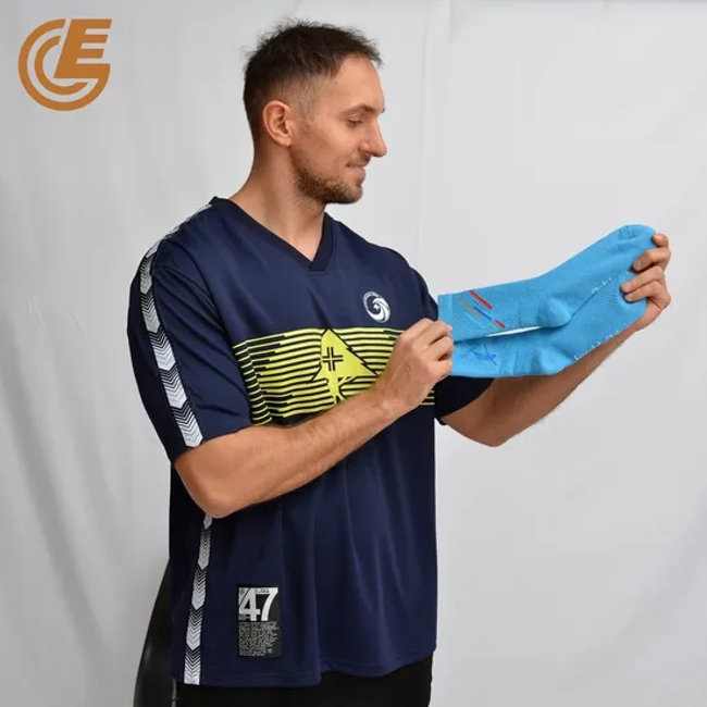 Simple Design MID-Tube Comfortable Anti-Bacterial Athletic Sports Compression Socks
