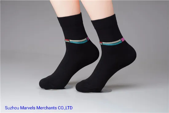 Unisex Stripe Pattern Cotton Crew Sock Sports Sock Custom Design