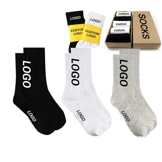 Custom Logo Packaging Anti Slip Grip Socks Non Slip Soccer Cotton Athletic Sport Football Crew Socks for Men
