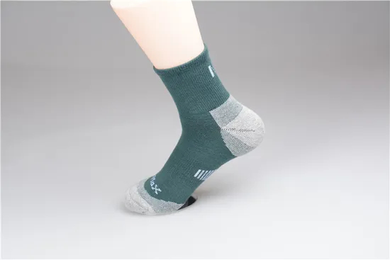 Fashion Sport Socks Stripe Hot Sales Cotton Socks Men Custom Design Logos