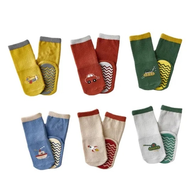 Winter Funny Christmas Cartoon Custom Logo Sports Organic Rubber Grip Baby Toddlers Socks