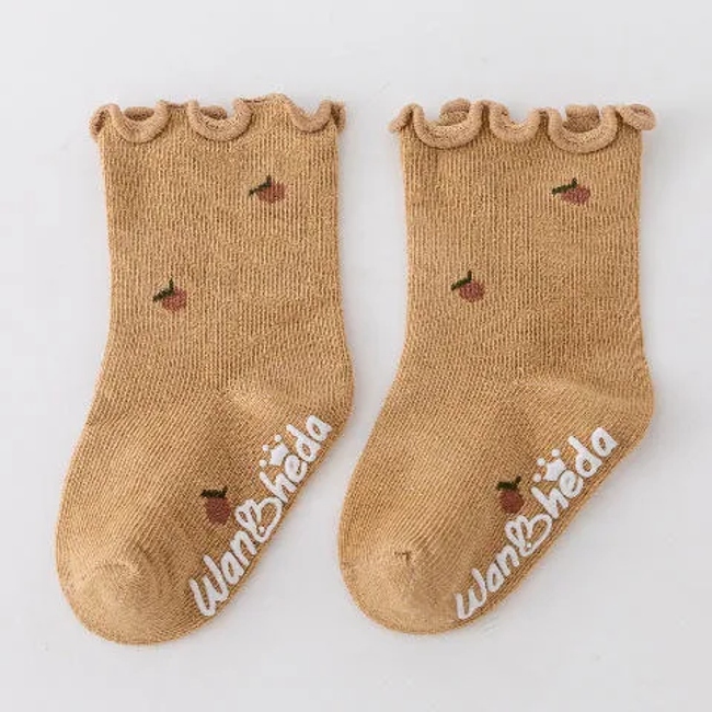 White Anti Skid Grip Knee High Vintage Fuzzy Bamboo Cotton Newborn Baby Ankle Socks with Lace for Boy and Girl