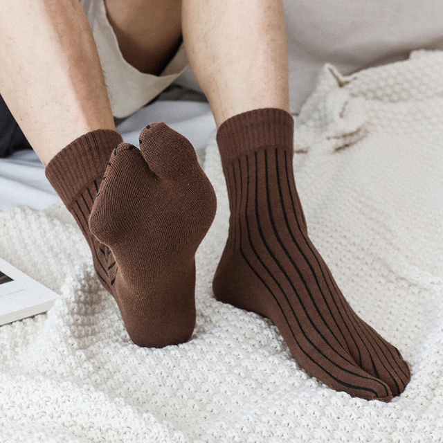 Custom Logo 2015 plantar pretty tube japan men's knit slipper custom girls socks