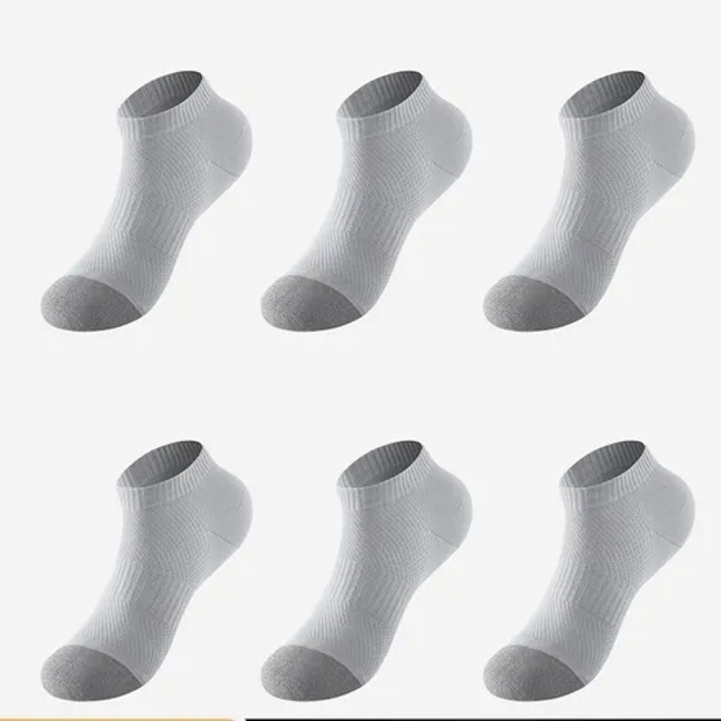 Custom Logo Quarter Length Sports Socks for Men Athletic Knitted Crew Socks Cushioned Running-Arch Support Sock