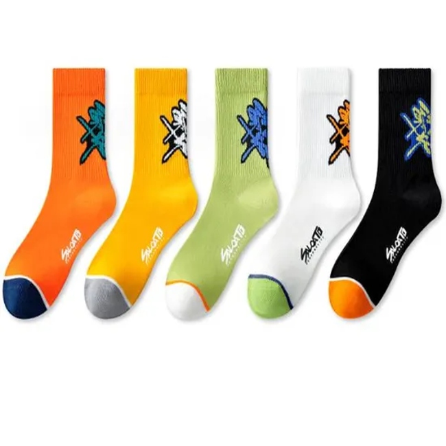 Wholesale Custom Classic Men Fashion Crew Cotton Skateboard Street Socks