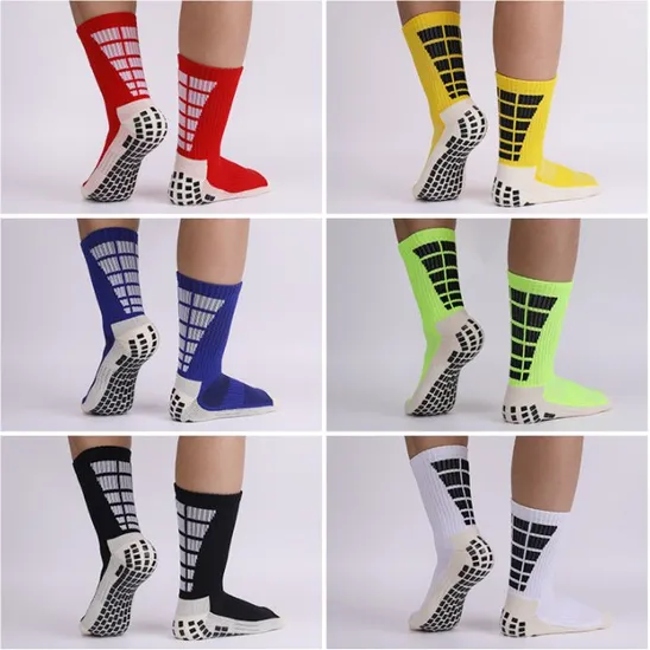 High Quality Designer OEM Men Sports Sock-Stocking Crew White Grippy Soccer Custom Logo Anti Slip Grip Football Socks