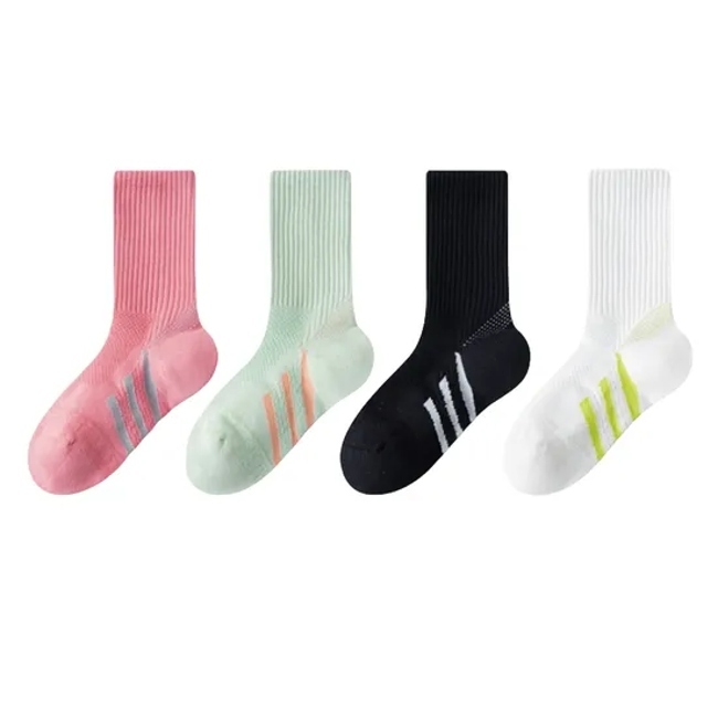 Anti Bacterial Breathable Skin-Friendly Women′s Fashion Cotton Ankle Crew Running Jogging Sports Terry Cushion Sock