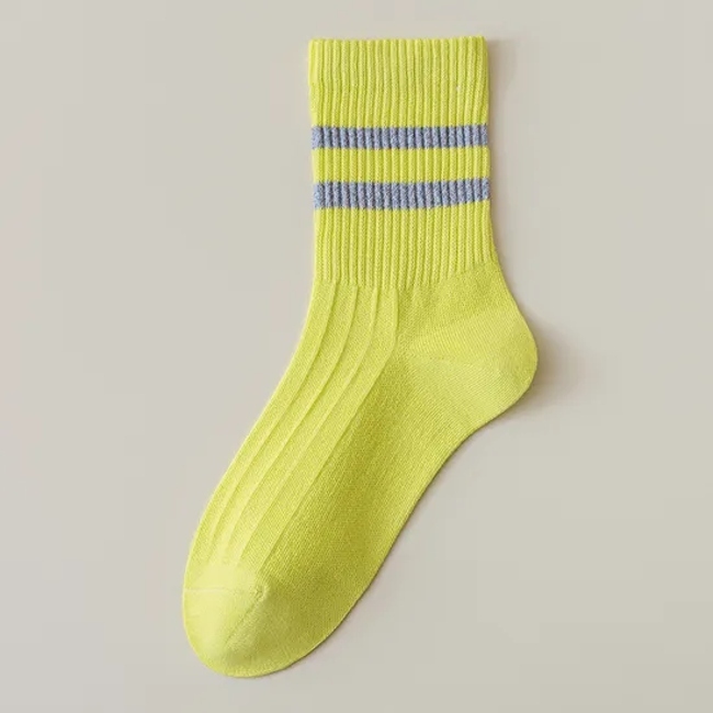 High Quality Wholesale Design Fashion Glow Night Running Crew Men Women Reflective Socks