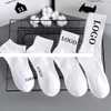 Custom Embroidered Knitting Logo Socks Men s Crew Unisex Basketball Sports Cotton Socks for Men
