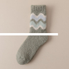 Men s thick and plush mid length warm and odorless woolen cotton socks
