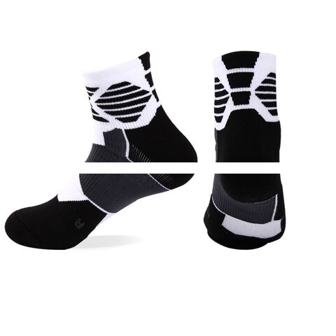 Low price Sport style men s socks Outdoor socks