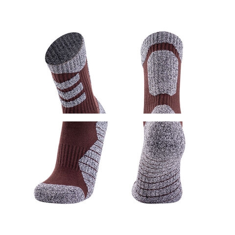 Breathable Sports Socks with Custom Thickness for Optimal Warmth