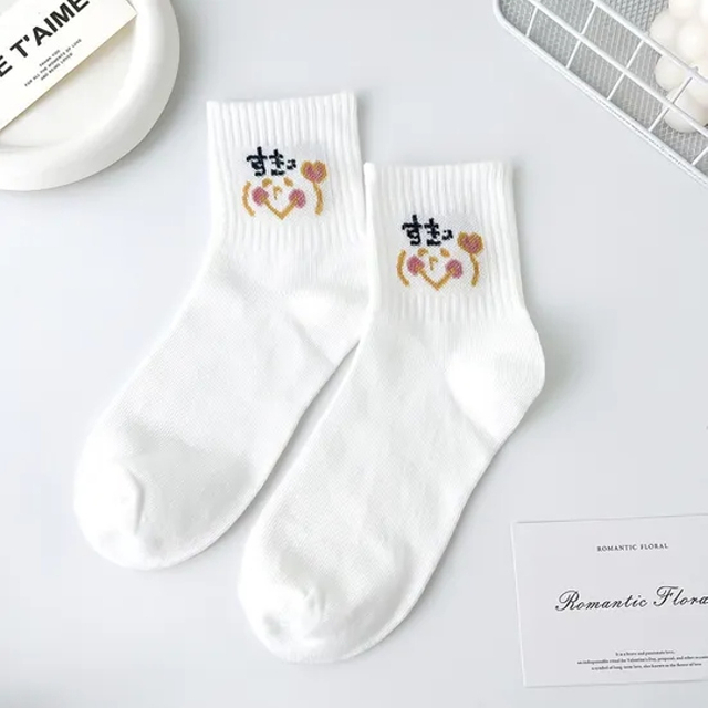 White Socks Women MID Ins Small Emoji Graffiti High Value Japanese Short Socks Students Cartoon Sports Socks