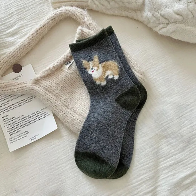 Autumn and Winter Sheep Wool Three-Dimensional Puppy Boneless Flocking Wool Warm Socks Women′s Socks Clashing Colors Stacked Socks