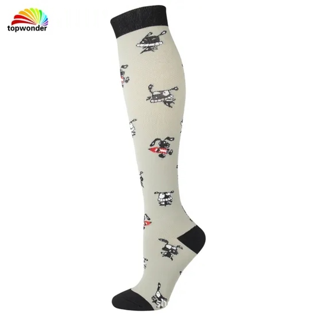 Customize and Wholesale All Sorts of Compression Sports Nurse Medical Sock in Many Designs at Low Prices