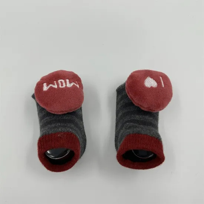 "I Love Mom" Baby Indoor Eco-Friendly Comfortable and Cute Cotton Crawling Socks