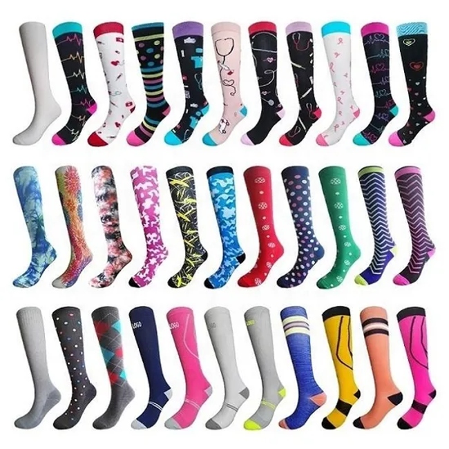 Custom 15-20 20-30mmhg Knee High Compress Socks Custom Logo New Design Fashion Colorful Compression Nurse Socks for Women