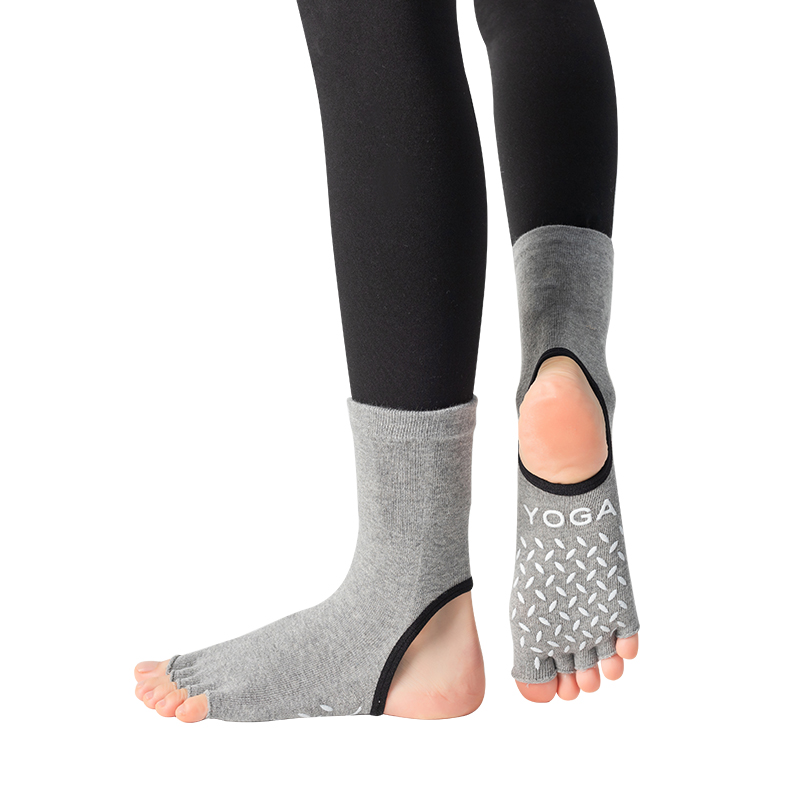 Hot Product Silicone Non-Slip Toeless Pilates Socks Five Fingers Cotton Yoga Socks for Women Fitness Sport Dance Ballet Ankle 