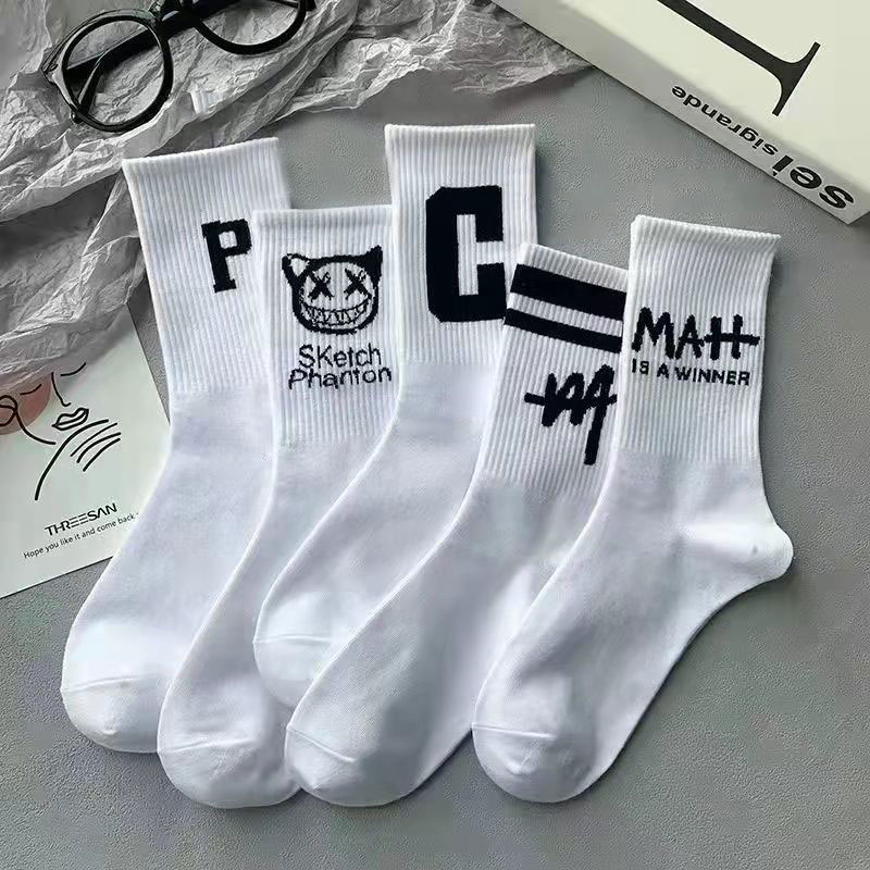 High Demand reseller Little Girls Socks Spring Autumn Winter Cotton Socks Baby T Children's Calf Socks Girl Cartoon Love 
