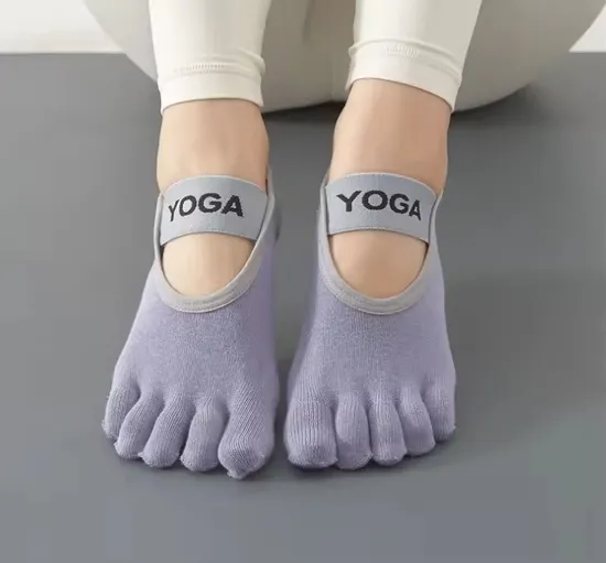 Yoga Ankle Indoor Anti Slip Professional Pilates Socks Custom Logo Yoga Socks Women Crew Non-Slip Socks with Grip
