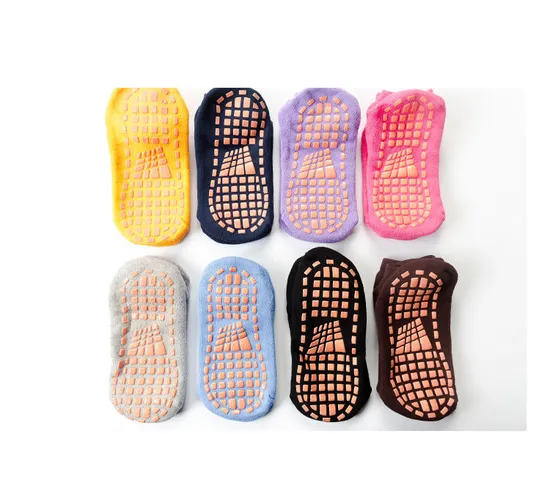 Factory Custom Logo Slipper Non Slip Skid Gripper Trampoline Socks for Adults Women Hospital Socks Yoga Socks Summer Knitted