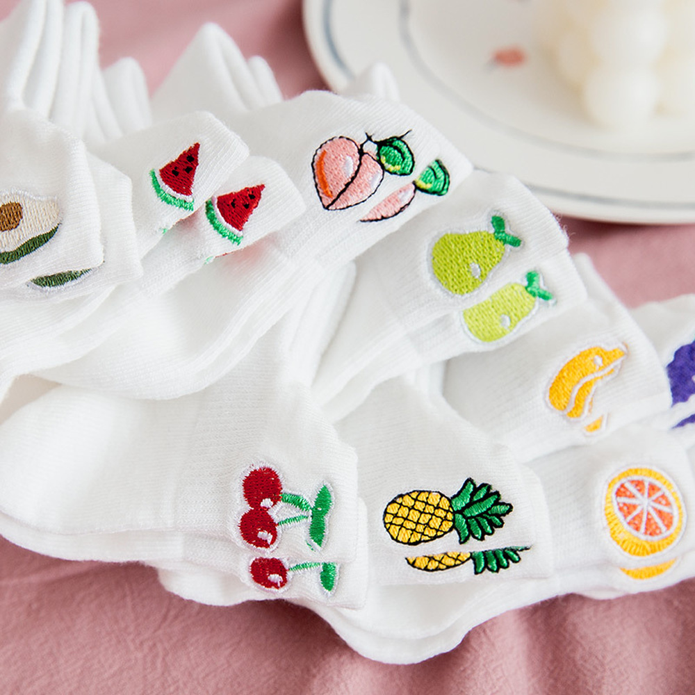Made in China Strawberry Watermelon Peach Banana Pinapple White Socks women Embroidery Harajuku Ankle Sock Avocado Short Socks 