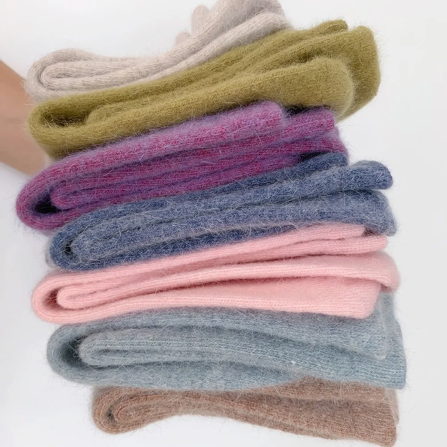 high quality Winter Thicken Warm Long Socks Rabbits Hair women s Socks Solid Thermal Cashmere Harajuku Crew Sock News Fashion 