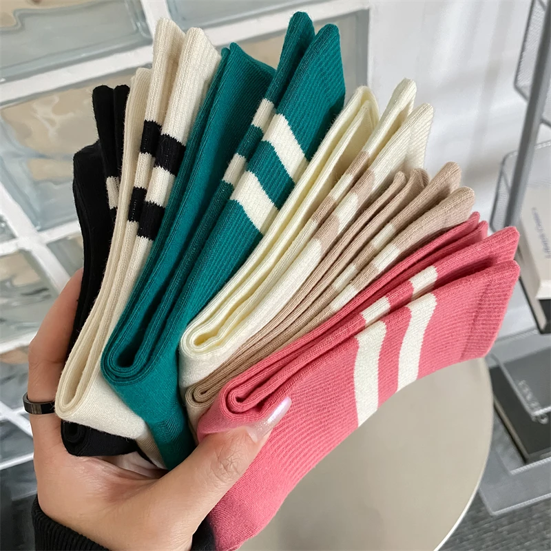 Price Reduction women Socks Fashion Autumn New Novelty Candy Color Sports Crew Socks For Girls Preppy Style Striped Socks 