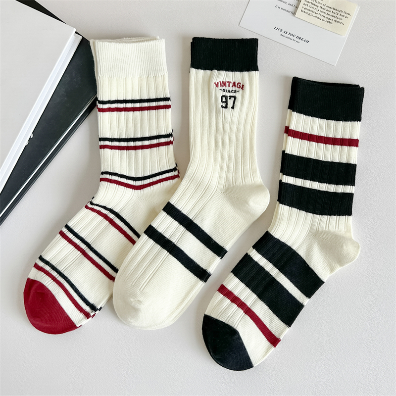 regular orders Fashion Socks For women New Autumn Casual Breathable Striped Socks Mixed Color Embroidery Girls Crew Socks High 