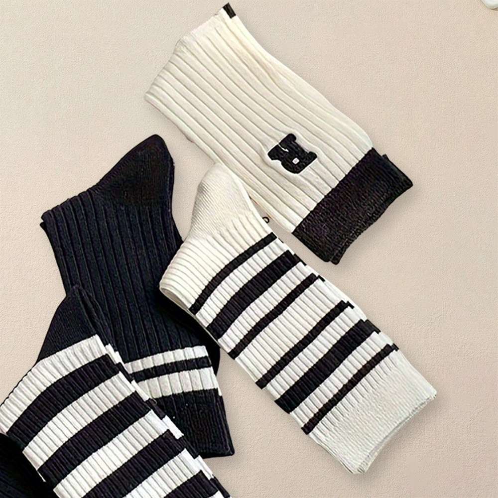 Full Customization Yk Knitted Long Socks women Girls Casual Black White Loose Crochet Middle Tube Sox Cotton Solid Boot Cuffs 