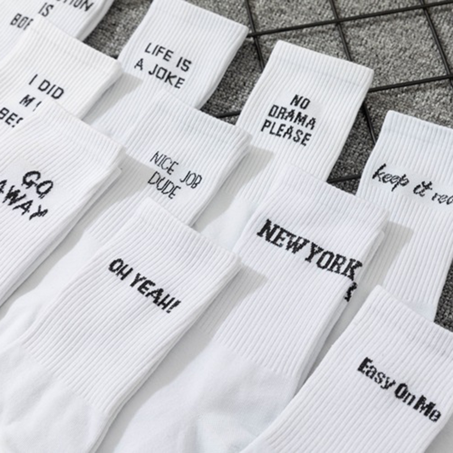 high quality New women Letter Jacquard Series White Cotton Socks Street Sports Hip Hop Fashion Unisex Crew College Style 