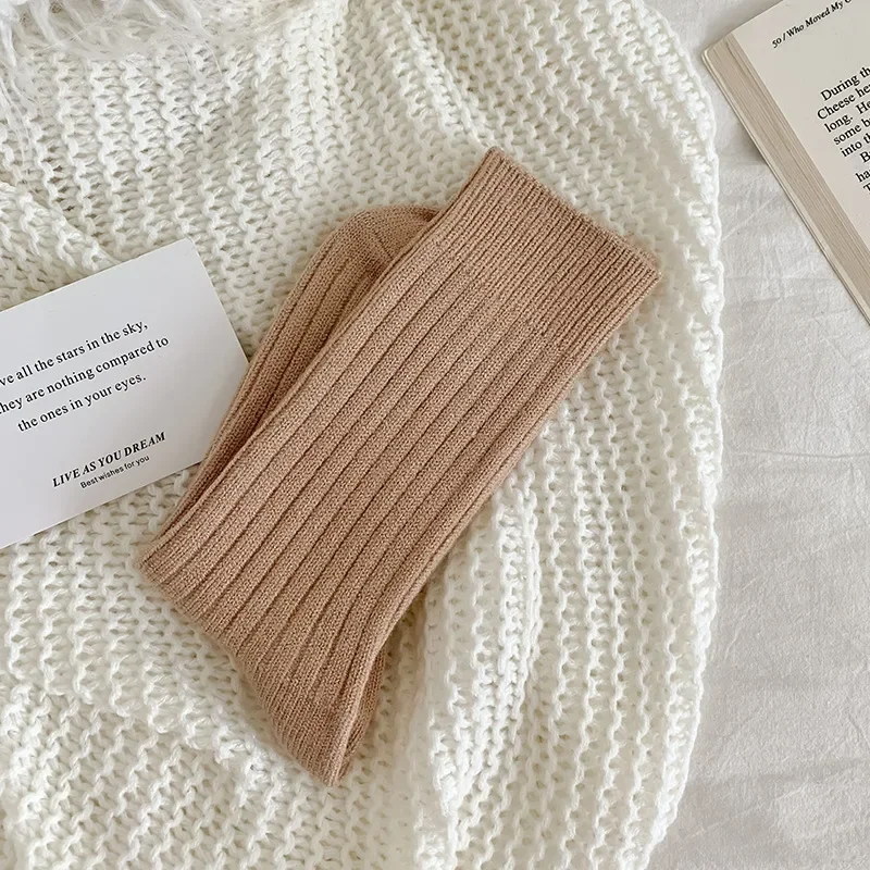 Latest Model New women s Socks Korean Style Fashion Casual Striped Socks Warm Autumn Winter Solid Color Simple Retro Crew Socks 