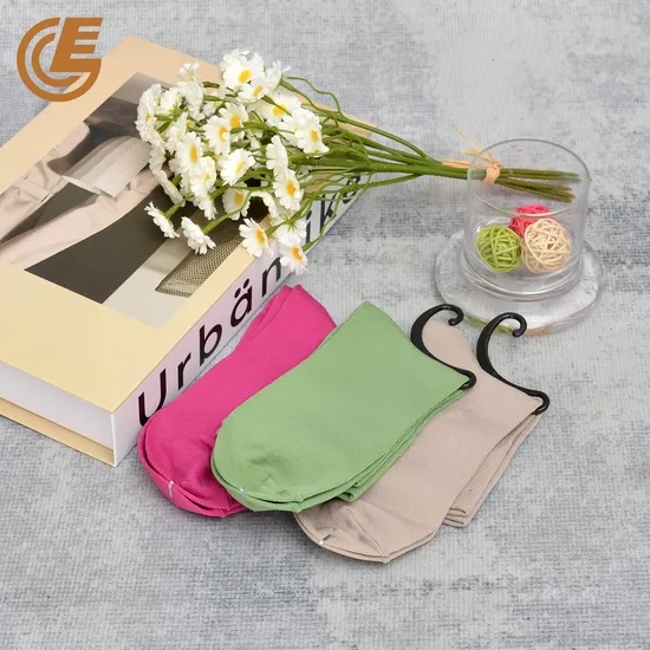 Men′s and Women′s Custom Pure Color Socks Anti-Bacterial Summer Crew Socks