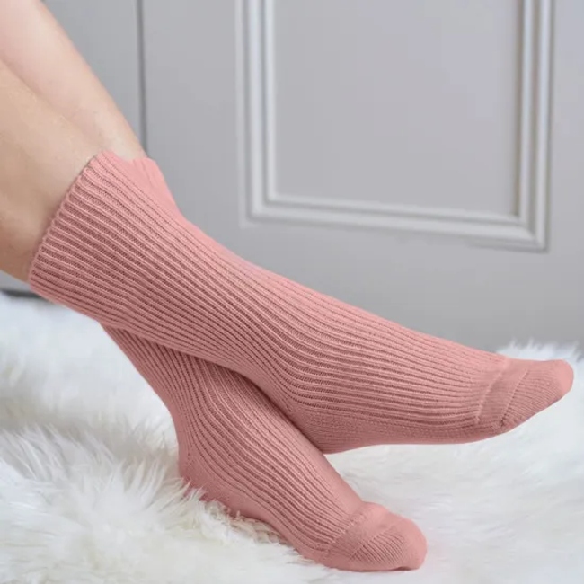 Most Popular Stylish 100% Cashmere Knitted Rib Ladies Winter Crew-Socks Apparel-Accessories